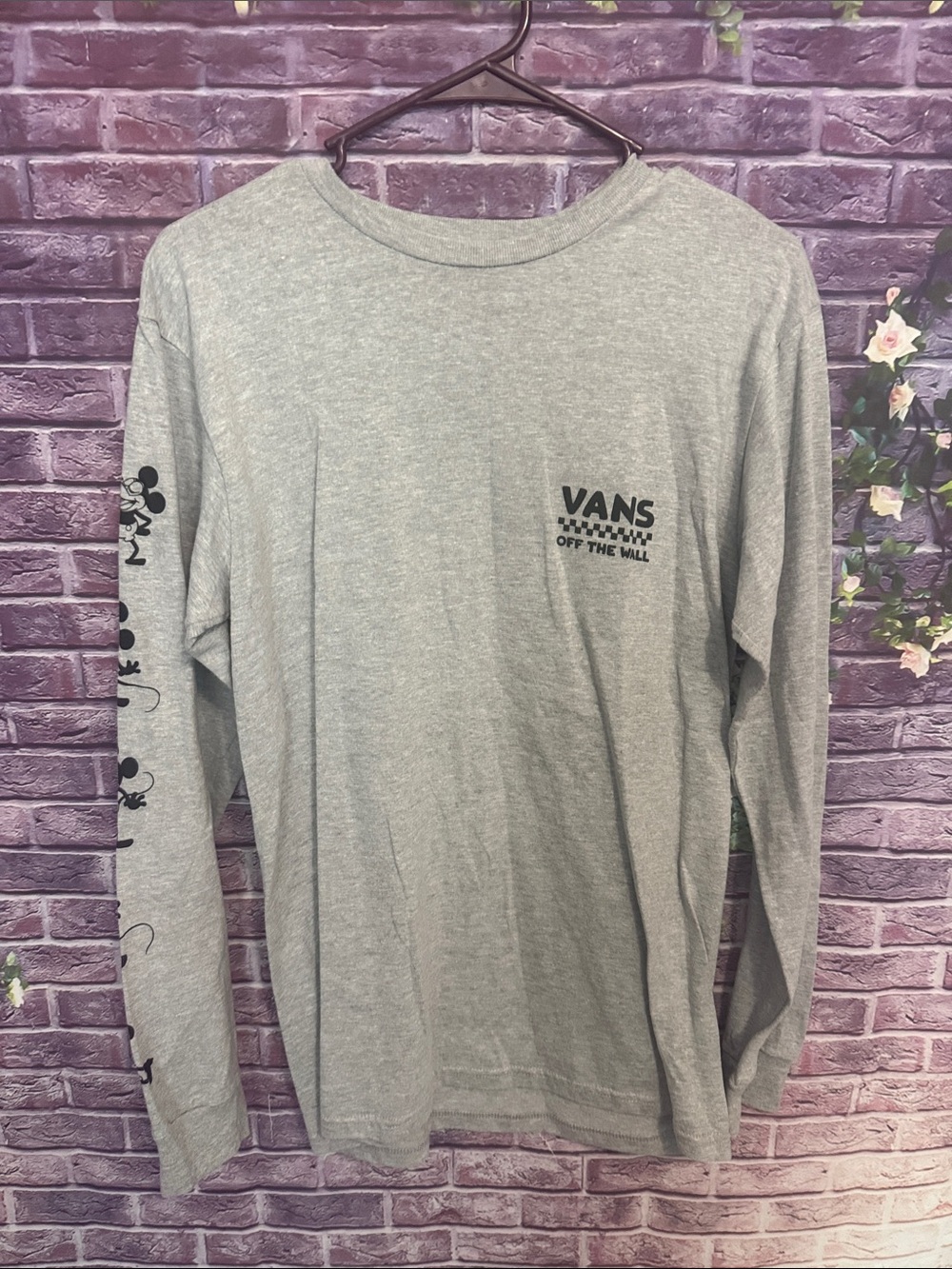 Vans Gray rare sold out limited Disney collab Mickey Mouse Long-Sleeve Tee small